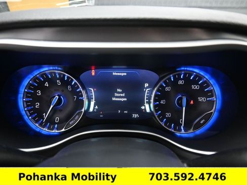 Used 2026 Chrysler Pacifica Select w/ S Appearance Package FWD image 4