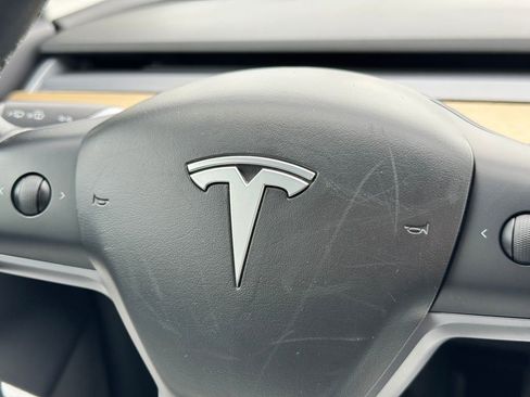 Used 2018 Tesla Model 3 Long Range RWD image 31