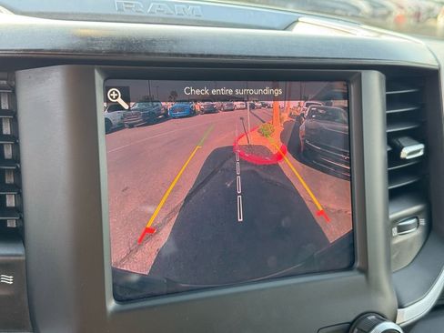 Used 2019 RAM 2500 Big Horn image 28