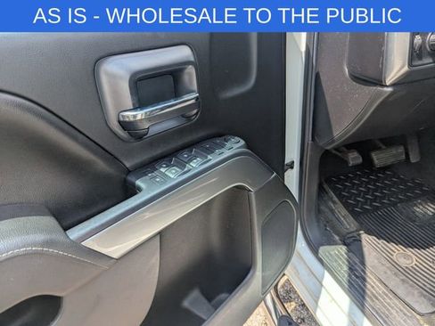 Used 2015 Chevrolet Silverado 1500 LT w/ LT Convenience Package AWD/4WD image 10