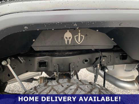 Used 2020 Jeep Gladiator Overland image 10