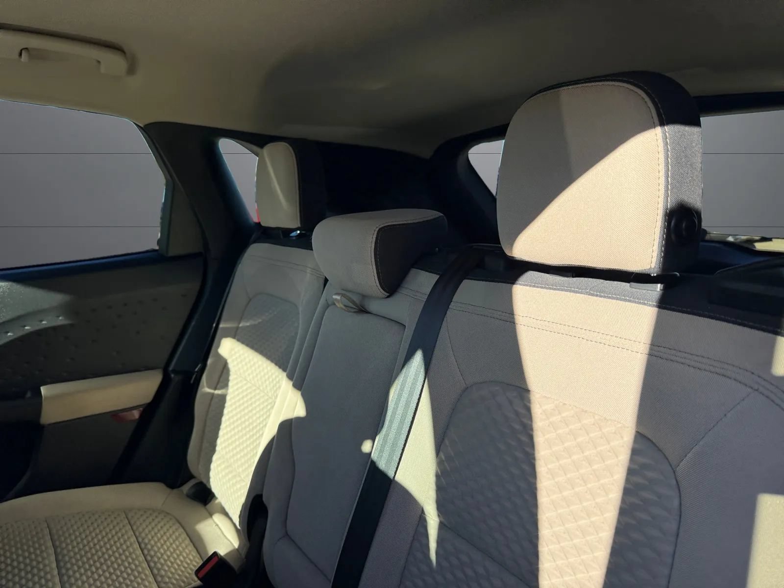 Used 2020 Ford Escape SE AWD/4WD image 19
