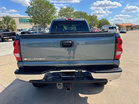 Used 2006 Chevrolet Silverado 3500 LT w/ Heavy-Duty Power Package image 14