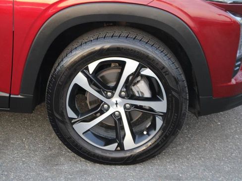 Used 2025 Chevrolet Trax RS FWD image 10