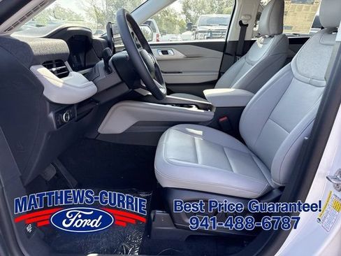 New 2026 Ford Explorer Active w/ Active Comfort Package RWD image 9