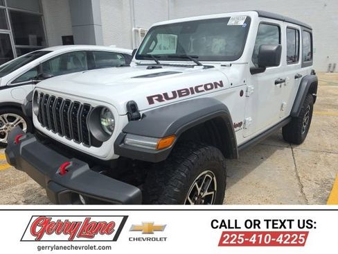 Used 2025 Jeep Wrangler Unlimited Rubicon AWD/4WD image 1