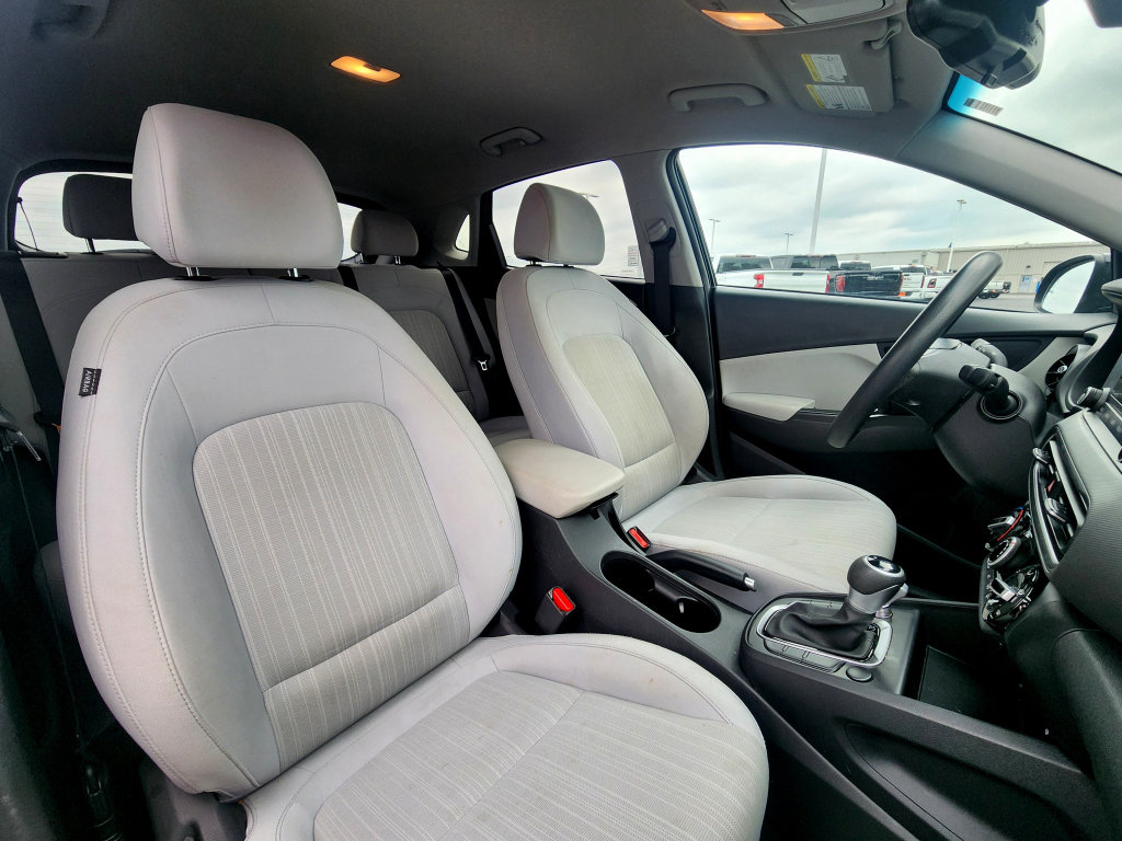 Used 2023 Hyundai Kona SEL w/ Cargo Package FWD image 35