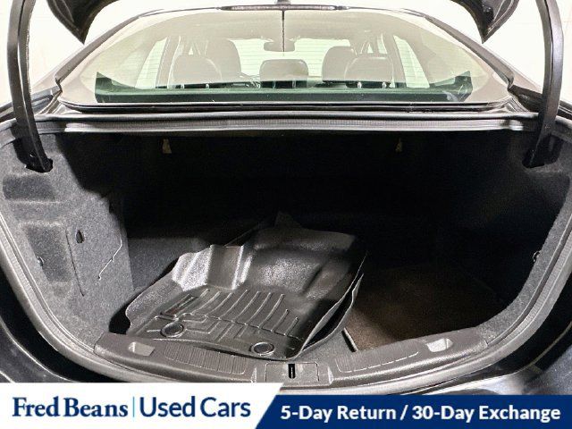 Used 2015 Ford Fusion SE w/ Equipment Group 502A FWD image 27