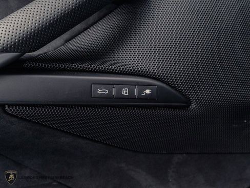 Used 2023 Ferrari 296 GTB RWD image 22