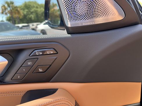 Used 2026 BMW X6 M60i image 37