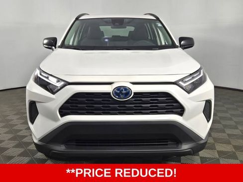 Used 2024 Toyota RAV4 LE image 2