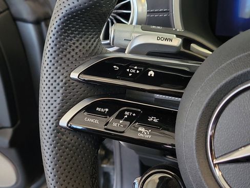 Used 2022 Mercedes-Benz SL 63 AMG 4MATIC image 27