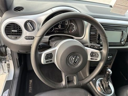 Used 2013 Volkswagen Beetle 2.5 50's Edition image 14