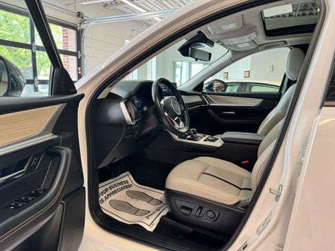 Used 2025 MAZDA CX-90 Plug-In Hybrid w/Premium Sport AWD/4WD image 9