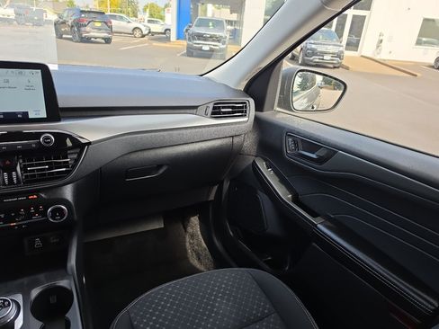 Used 2025 Ford Escape Active FWD image 22