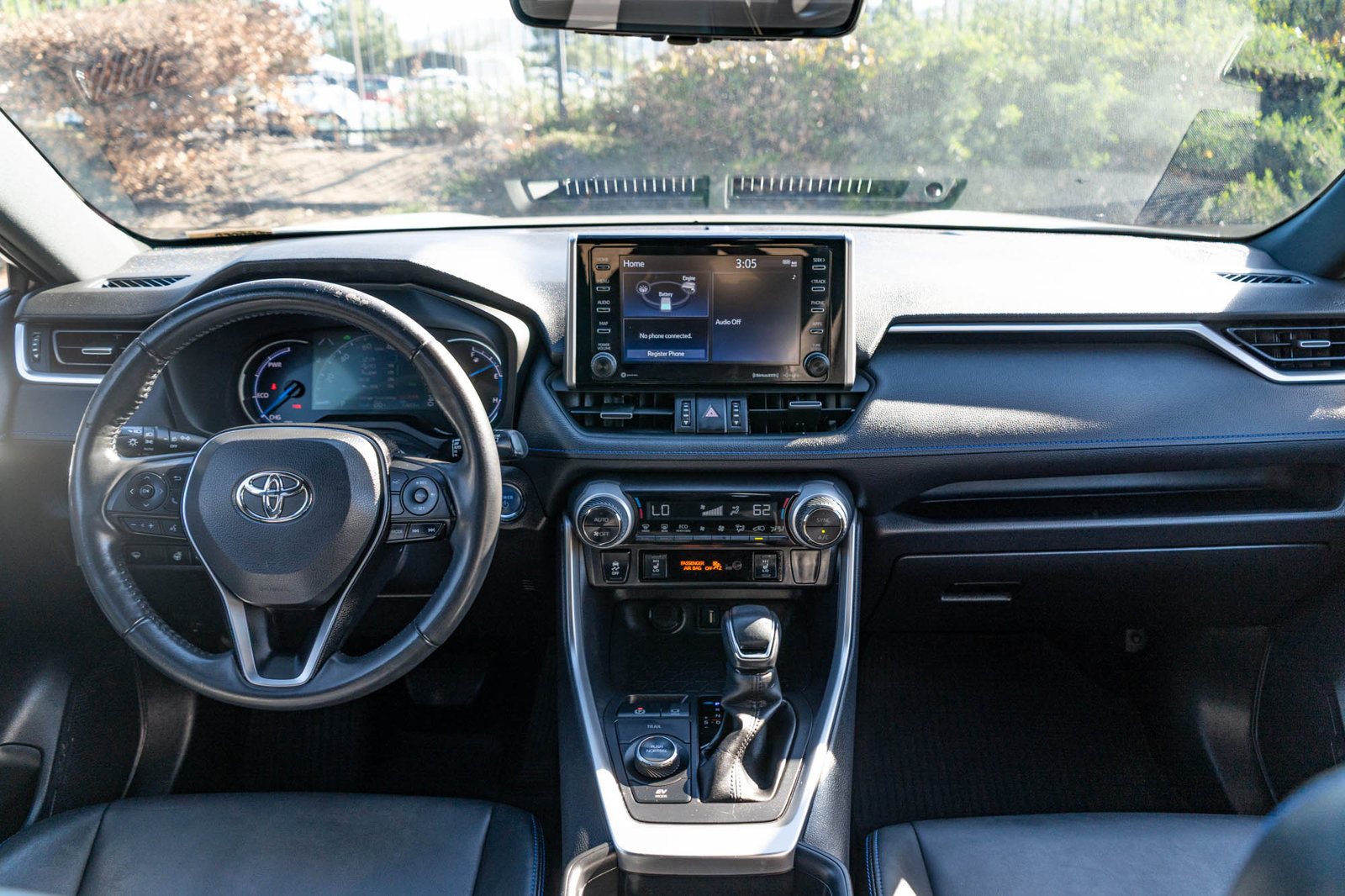 Certified 2021 Toyota RAV4 XSE w/ XSE Grade Weather Package AWD/4WD image 17