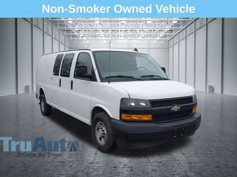 Used 2019 Chevrolet Express 3500 Extended w/ Driver Convenience Package RWD image 1