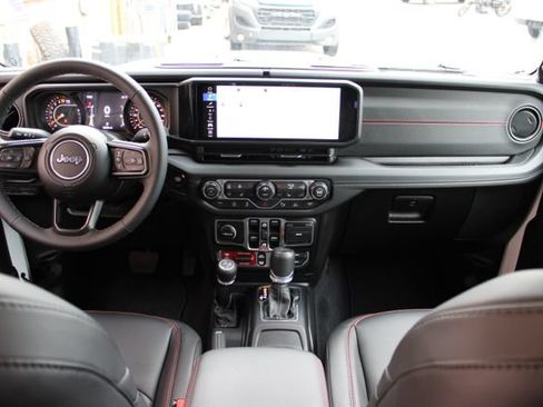 Used 2026 Jeep Gladiator Rubicon AWD/4WD image 43