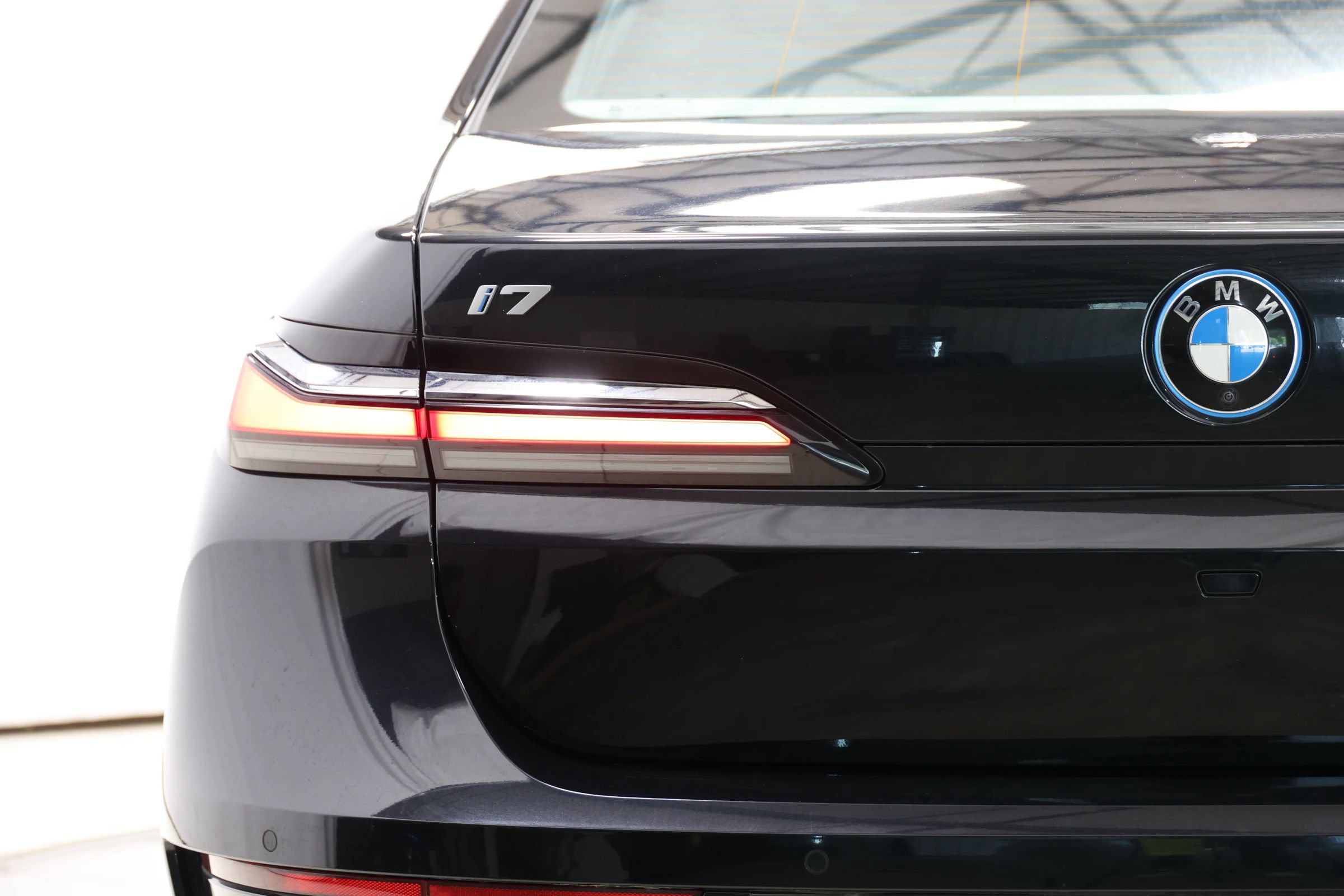 Used 2023 BMW i7 xDrive60 AWD/4WD image 62