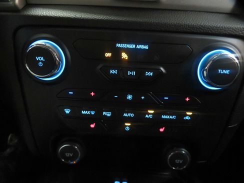 Used 2019 Ford Ranger XLT w/ Equipment Group 302A Luxury AWD/4WD image 40