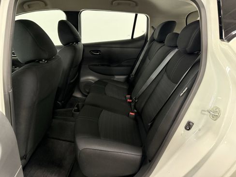 Used 2024 Nissan Leaf SV Plus image 18