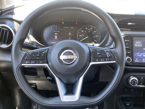 Certified 2023 Nissan Kicks SV FWD image 24