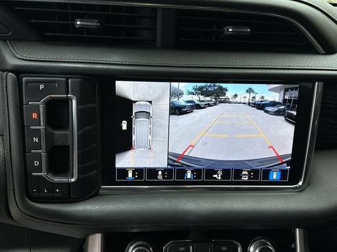 Used 2021 GMC Yukon XL Denali RWD image 25