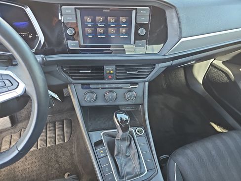 Used 2022 Volkswagen Jetta Sport FWD image 21