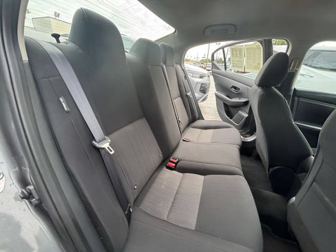 Used 2025 Nissan Sentra SV FWD image 21