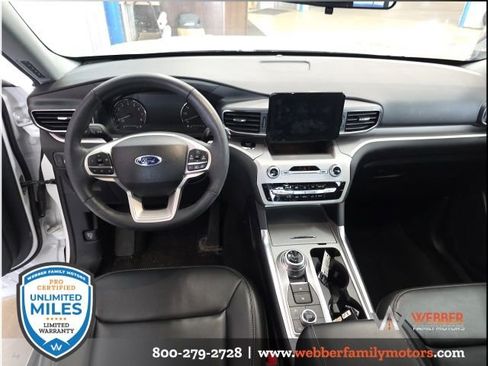 Used 2024 Ford Explorer XLT w/ Equipment Group 202A image 12