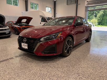 Used 2024 Nissan Altima 2.5 SR w/ SR Premium Package