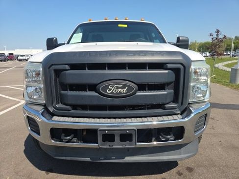 Used 2015 Ford F250 XL w/ XL Value Package AWD/4WD image 3
