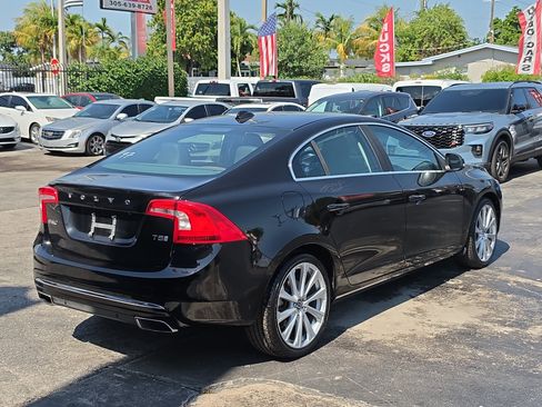 Used 2018 Volvo S60 T5 Inscription FWD image 3