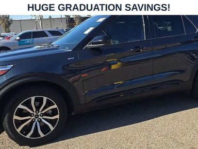 Used 2024 Ford Explorer ST-Line w/ Class IV Trailer Tow Package