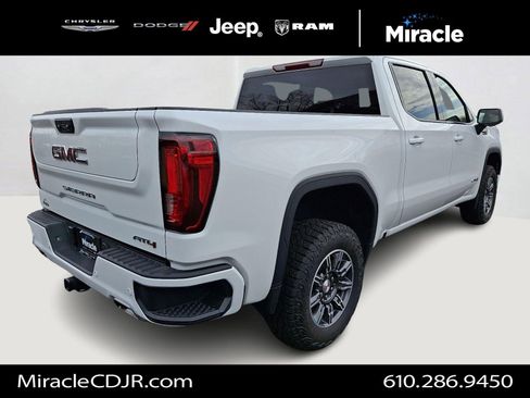 Used 2025 GMC Sierra 1500 AT4 AWD/4WD image 6