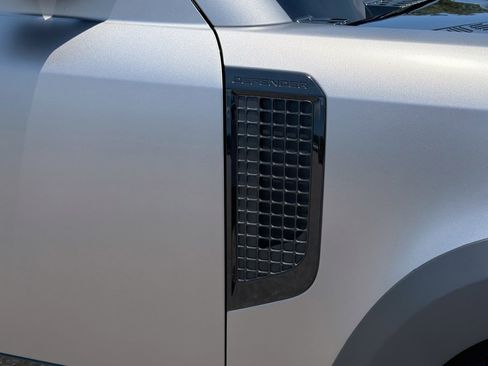 Used 2023 Land Rover Defender 110 X AWD/4WD image 49