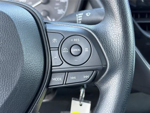 Used 2024 Toyota Corolla LE FWD image 25