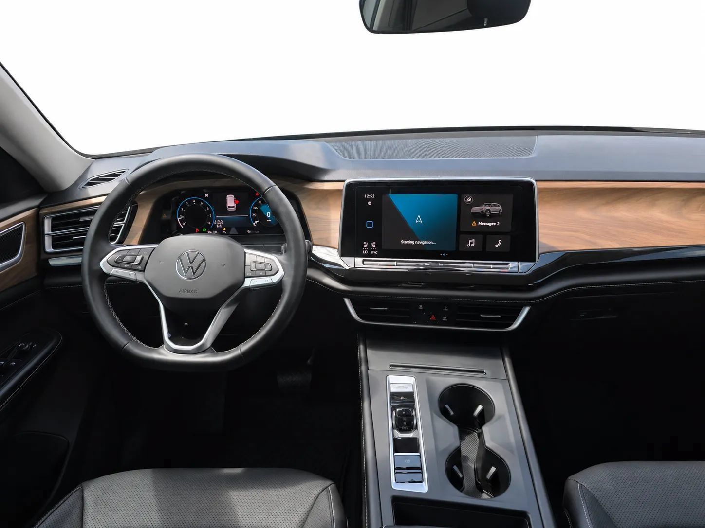 Used 2026 Volkswagen Atlas SE FWD image 13