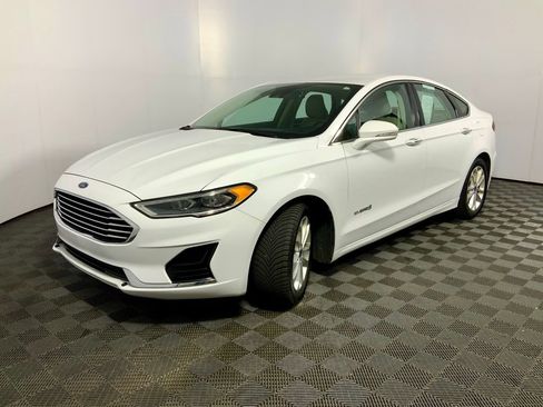 Used 2019 Ford Fusion SEL image 9