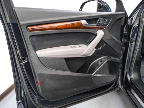 Used 2018 Audi Q5 2.0T Premium Plus image 45