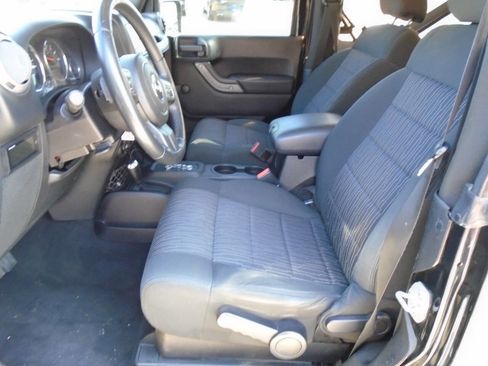 Used 2012 Jeep Wrangler Sport image 9