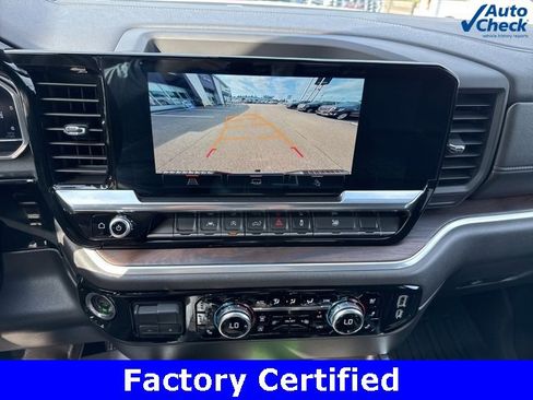 Certified 2022 GMC Sierra 1500 SLT w/ SLT Premium Package image 21