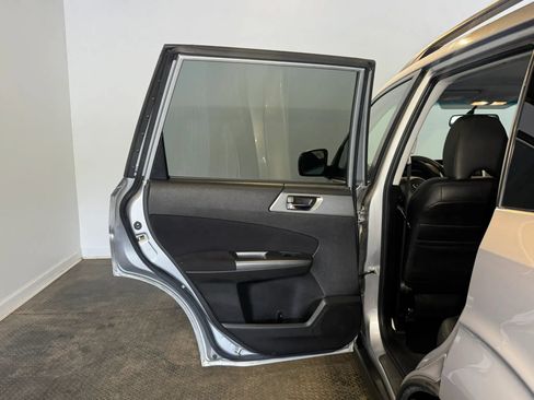 Used 2012 Subaru Forester 2.5X Limited AWD/4WD image 25