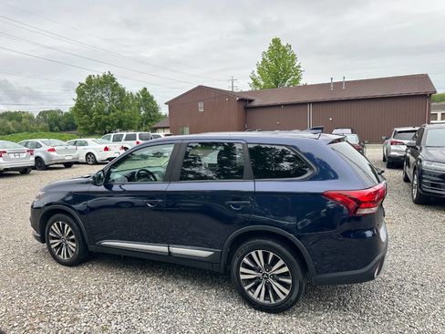 Used 2019 Mitsubishi Outlander SE AWD/4WD image 8