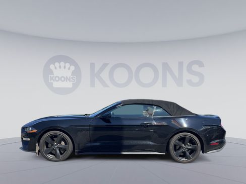 Used 2022 Ford Mustang GT Premium w/ Black Accent Package RWD image 2