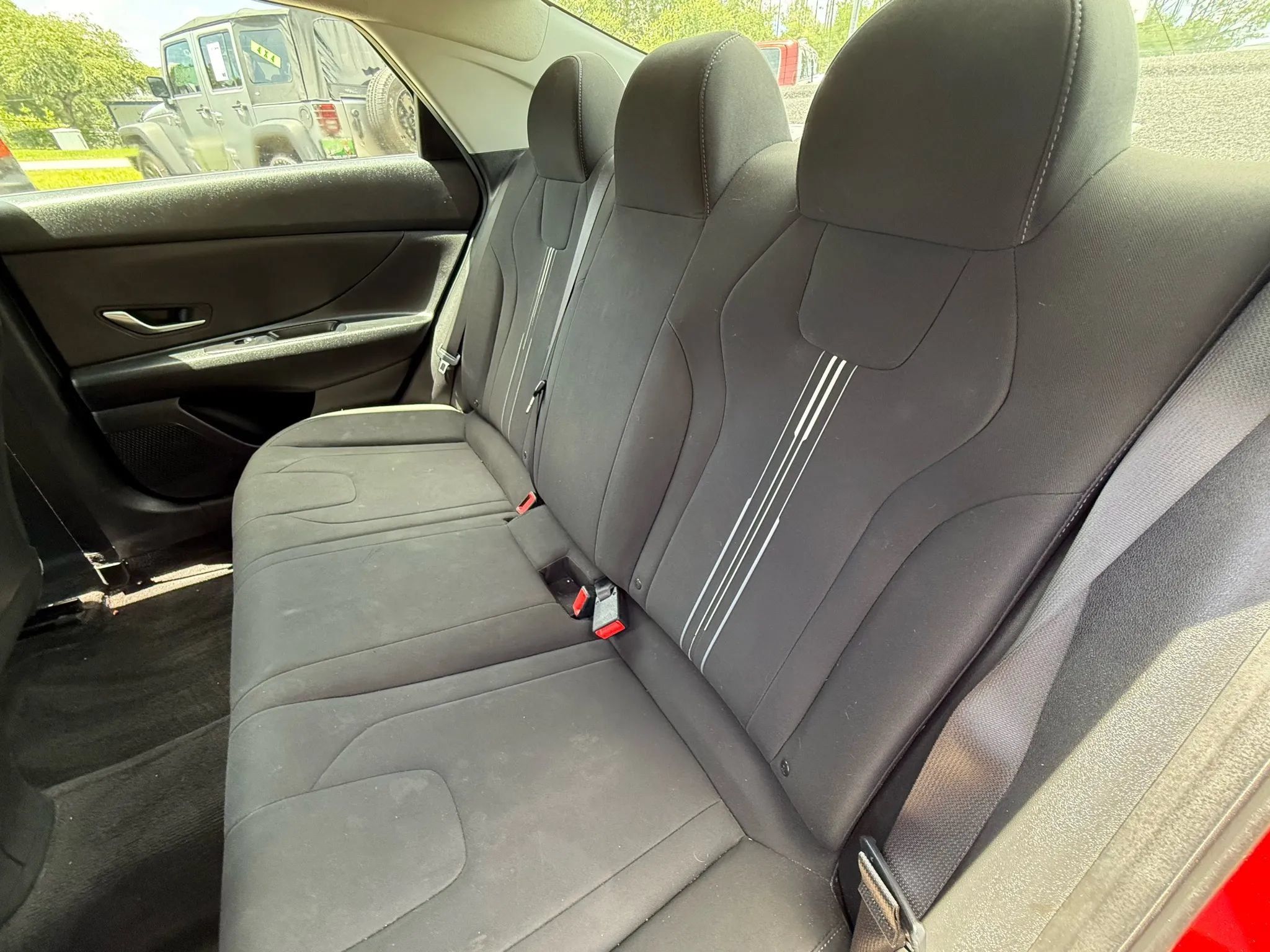 Used 2021 Hyundai Elantra SEL FWD image 15