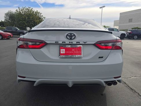 Used 2023 Toyota Camry SE image 14