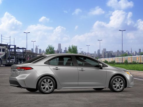 New 2026 Toyota Corolla LE FWD image 11