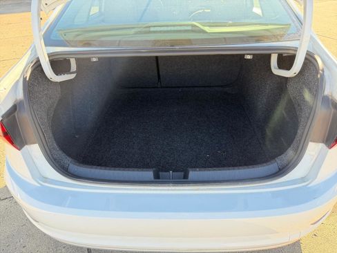 Used 2021 Volkswagen Jetta S image 16