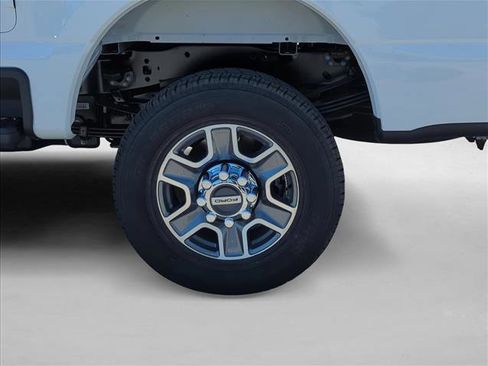 New 2026 Ford F350 Lariat image 10